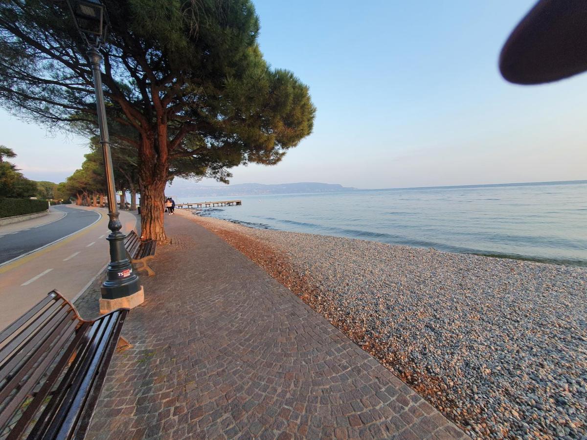 Appartamento Lido 'With Parking Space Included' Toscolano Maderno Bagian luar foto