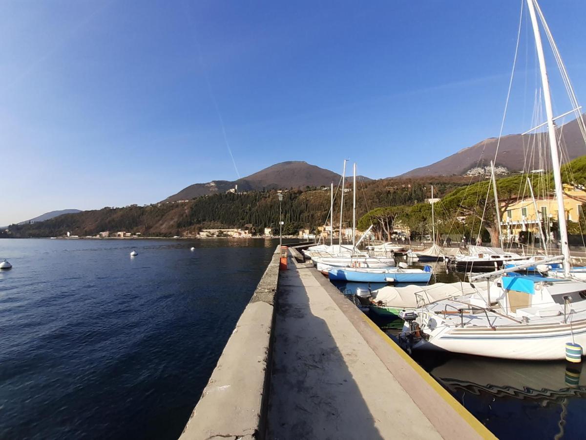 Appartamento Lido 'With Parking Space Included' Toscolano Maderno Bagian luar foto