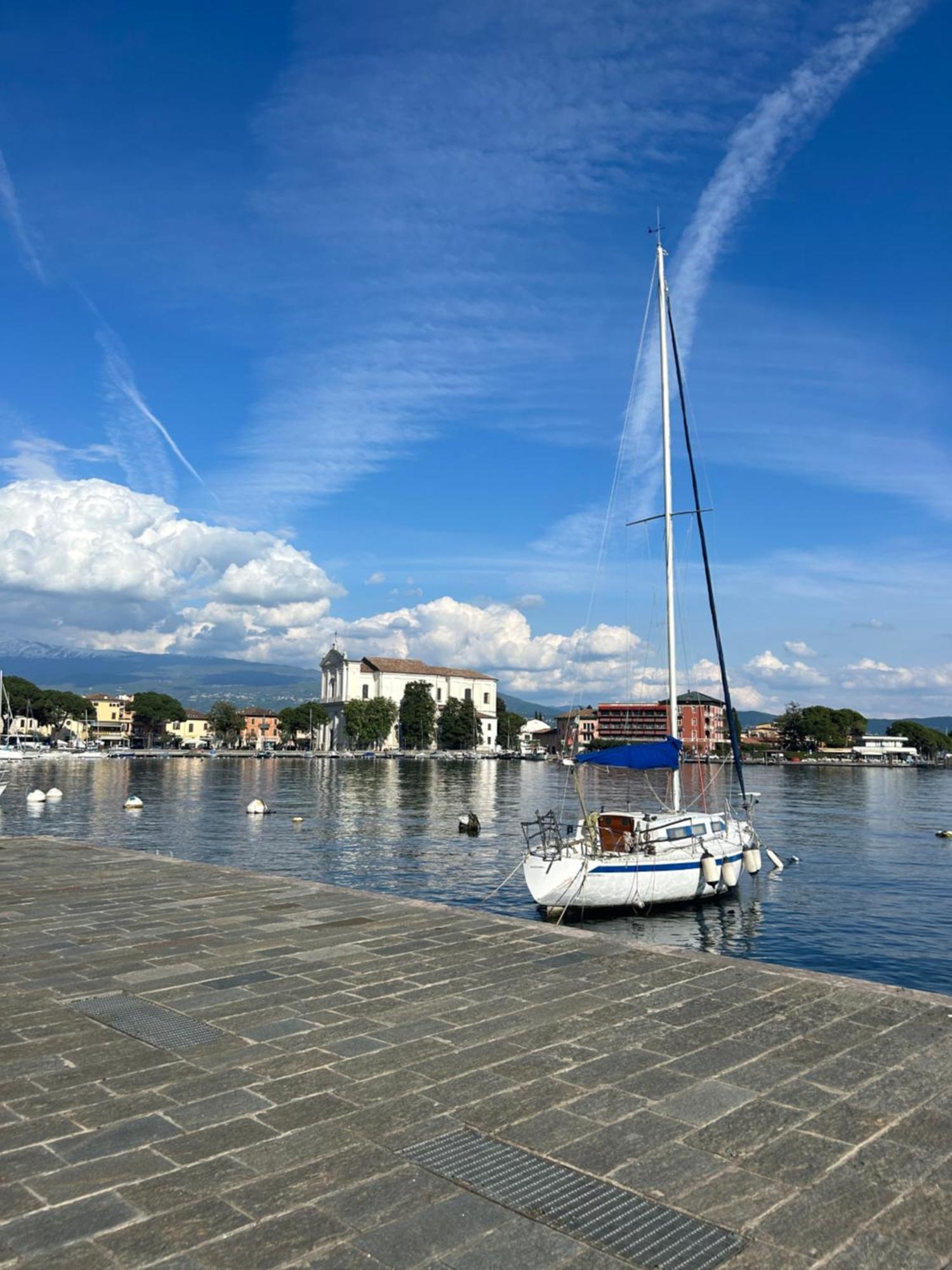 Appartamento Lido 'With Parking Space Included' Toscolano Maderno Bagian luar foto
