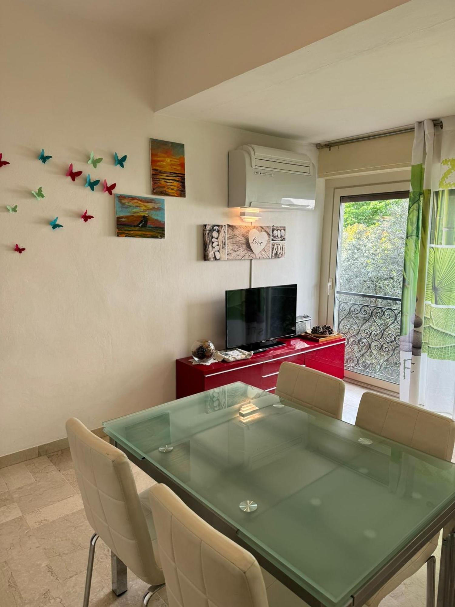 Appartamento Lido 'With Parking Space Included' Toscolano Maderno Bagian luar foto