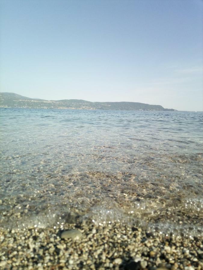 Appartamento Lido 'With Parking Space Included' Toscolano Maderno Bagian luar foto